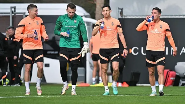 Напружені змагання не пов'язані зі спортом – гравці Шахтаря підняли настрій фанатам