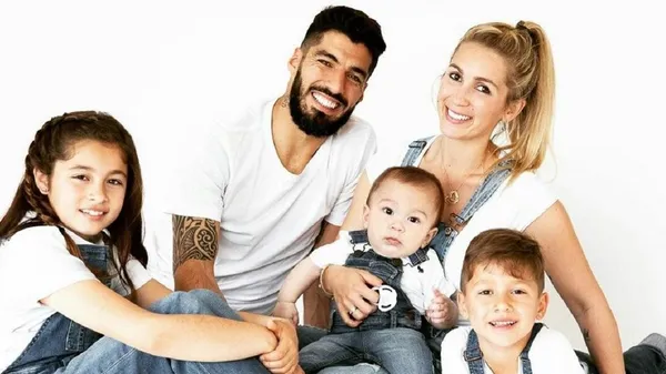 Луїс Суарес + Софія Балбі. Як втратити усе і віднайти – голлівудська історія кохання принцеси та жебрака