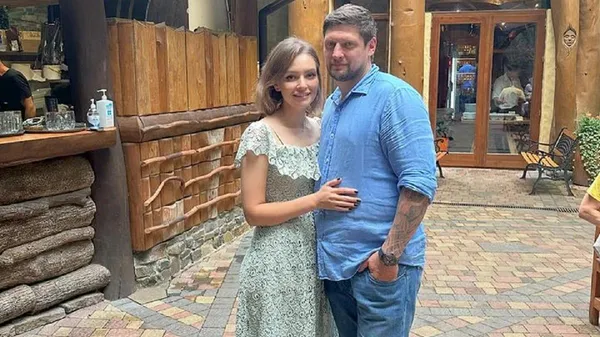 Нова муза Селезньова пишається супербомбардиром – неймовірне кохання