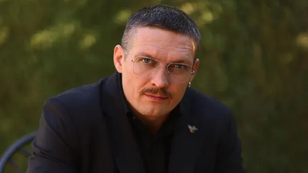 Після нової дати бою Усика з Ф'юрі українець набирається нових сил у сімейному колі – чарівне фото