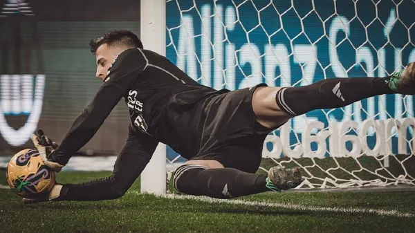 "Дуже складно": Трубін показав, як вчить португальську мову – фанати миттєво відреагували