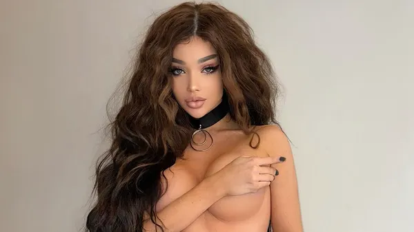 Колишня Вербіча виклала вульгарні світлини в Instagram – груди та сідниці в усій красі