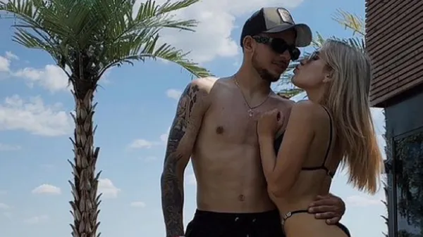 Гравець Динамо обійшов боком цю ситуацію: його кохана викручується сама