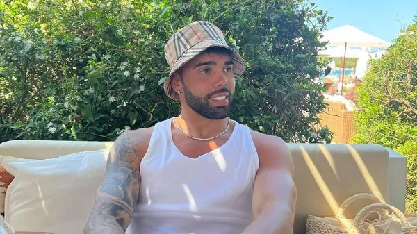 Зірка Арсенала тренує пса забороненої породи: охоронятиме дім після низки пограбувань гравців АПЛ