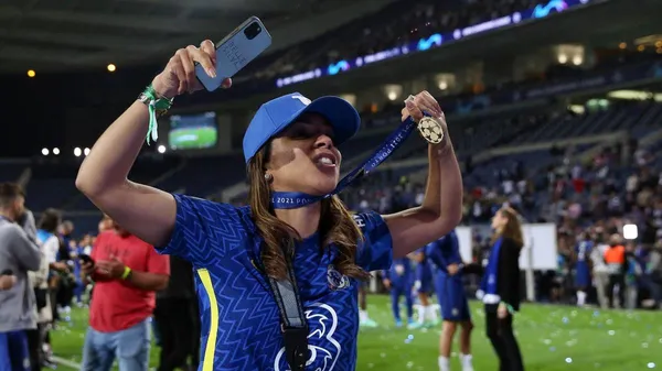 Дружина зірки Челсі публічно принизила тренера Мудрика – такі слова нікому не сподобаються