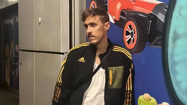 Загубив 60 тисяч фунтів, які виграв у покер, а потім збудував курник: сюрреалістичний тиждень зірки Бундесліги