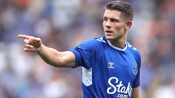 Зізнання в коханні від сексапільного партнера Миколенка стало вірусним – дивні репліки зірки