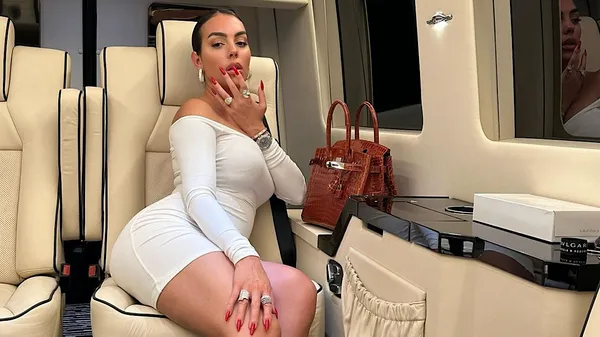 Майже 1,5 мільйона лайків: черговий допис нареченої Роналду в Instagram викликав багато обговорень