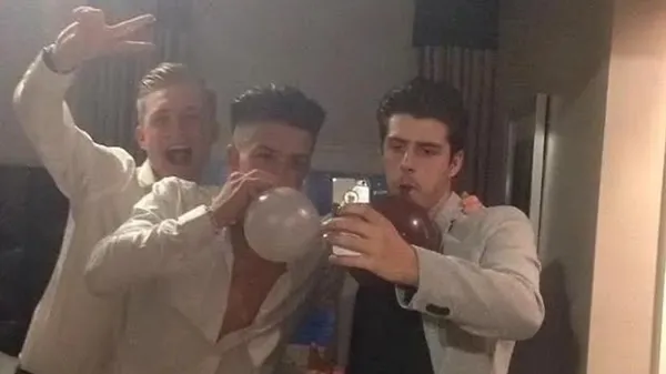 Зірка АПЛ відправився в рехаб через залежність від звеселяючого газу: його колеги готуються до того ж