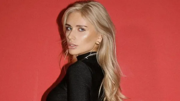 "Який гарний": Кандиба залипла на динамівця – як це мило