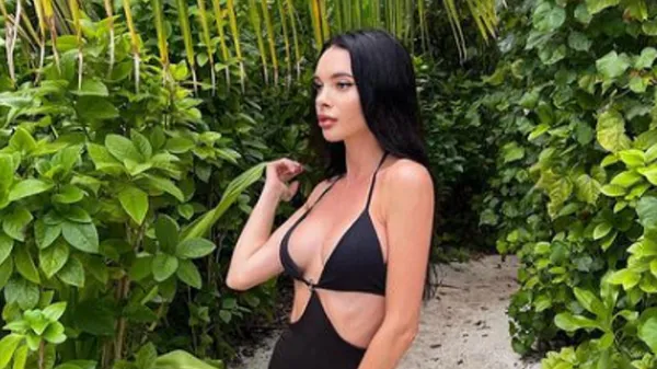 Екс-любка Кравця перетворилася в секс-бомбу – засвітила принади