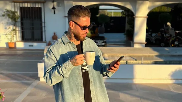 "Я це зробив": Рамос показав шанувальникам свої навички – вмілі язик та пальці