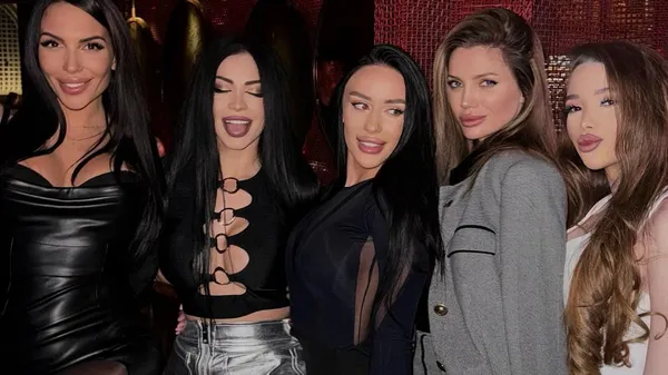 Колишня зірки Динамо покинула теніс і пішла в гарячий загул з жінками