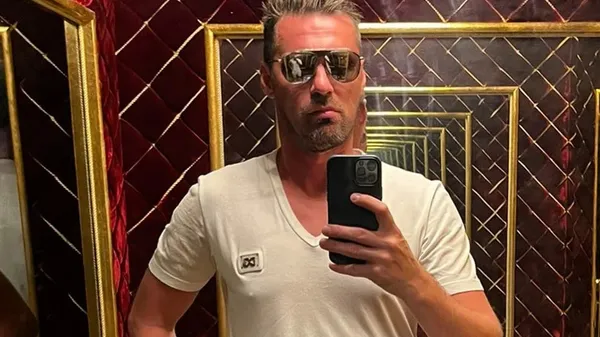 Убил женщину в Турции: приключении Милевского в коме – истерическая улыбка Срны в объятиях "убийцы"