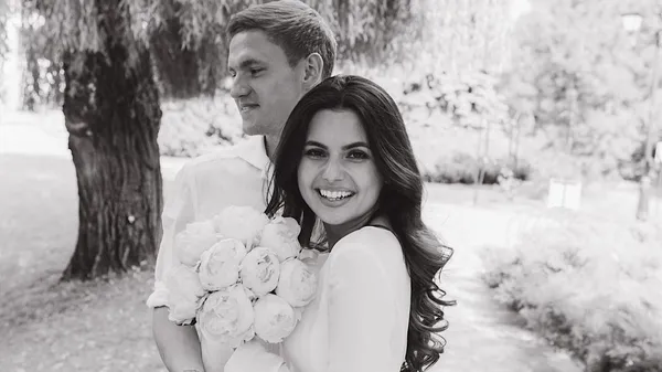 "Я сделана из теста и алкоголя": Калитвинцев отправил возлюбленную удовлетворять свой аппетит в Италию