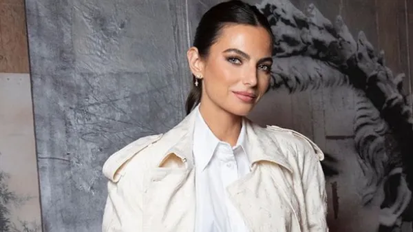 Ангельська краса: донька чемпіона Формули-1 заводить в оману сексі ходою