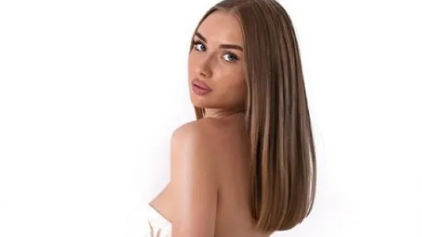 Любимица футболиста сборной Украины сводит с ума элегантным видом – фаны оценили