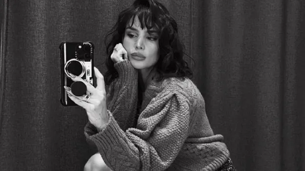 Потрясающая дочь легенды Челси рассекретила, что ее сводит с ума – впечатляет