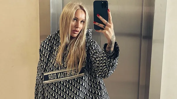 Морозюк у екстравагантному образі похизувалася вигинами свого тіла – вона звела з розуму фанатів