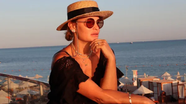 Пятов покинув дружину, вона викручується сама – їй потрібна допомога