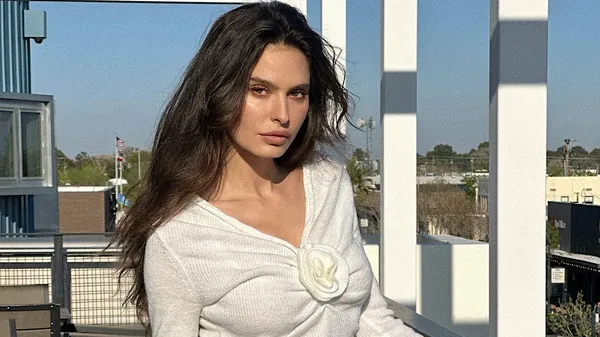 "Идеальные создания": украинская тренер по фитнесу имеет особую любовь к котикам – мило