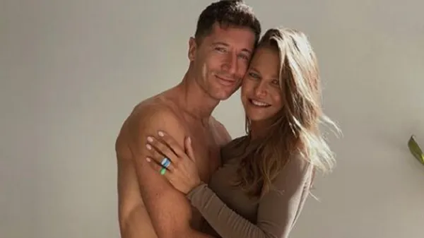 Приголомшлива кохана Лєвандовскі оголила ідеальний животик – фоловери шаленіють від краси