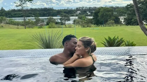 Майбутній партнер Луніна розсекретив дивні правила, які діють у його відносинах з моделлю