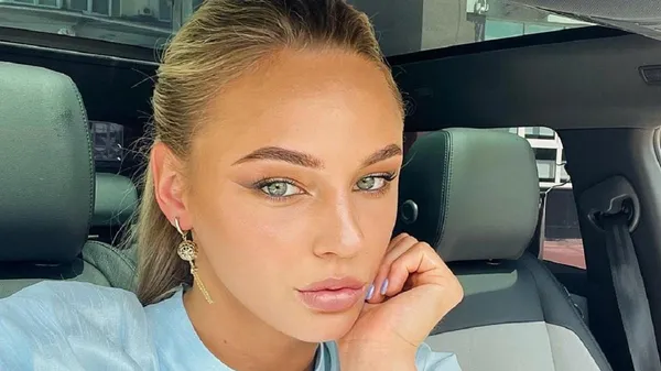 Україна круто зустріла: Білодід після золота Євро запалює у вогняній сукні – купається в подарунках