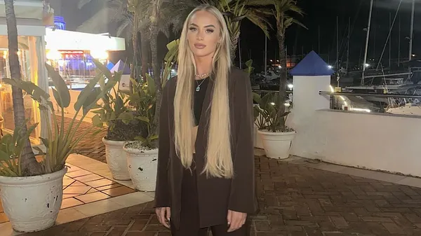 Найсексуальніша футболістка світу осідлала білого принца – її казка справдилась