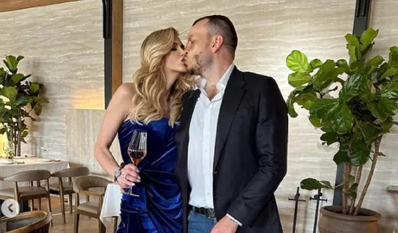 Легенда Динамо сегодня празднует свой День рождения - получил пылкий поцелуй от жены