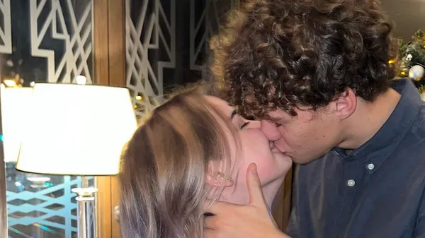 "Мій": дружина універсала Динамо "підтвердила право власності" на гравця – і це під час матчу УПЛ