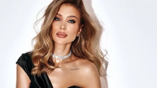 Розкішна дружина Коноплі показала ідеальну фігуру – Мудрик і Миколенко відреагували