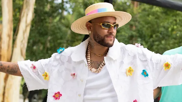 Неймар зробив зухвале селфі за кермом – він не боїться отримати нове ушкодження