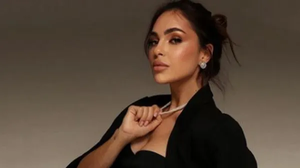 Коханій Шапаренка заблокували картки та вимагають гроші: потрапила в неприємну ситуацію