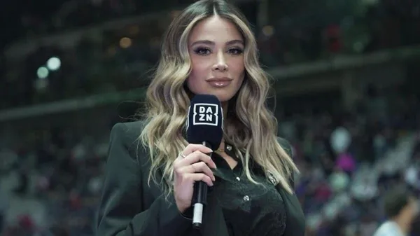 Поєднала спорт та елегантність: італійська ведуча привертає увагу під час матчу – знову сяє