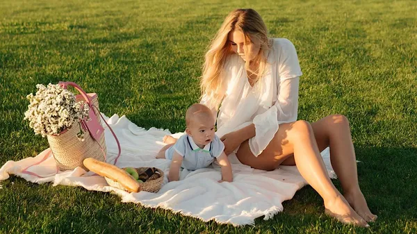 Обраниця Тимчика надумала зробити якісний контент – футболіст був змушений погодитись