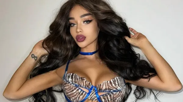 Розкута колишня любка екс-гравця Динамо пришвидшує пульс оголеним тілом – космічна фігура