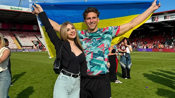 "Злилася з дизайном": справжій конфуз трапився з любкою Забарного – оце так збіг