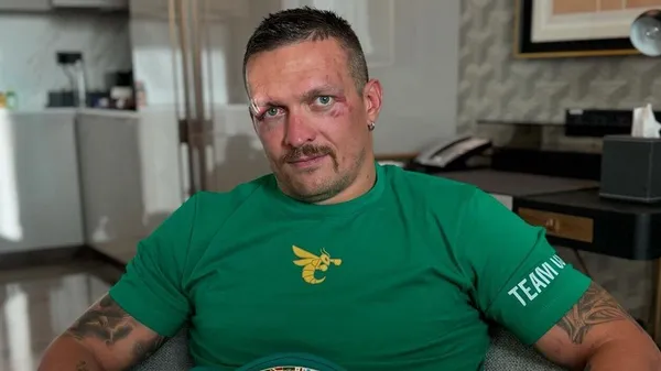 Усик эмоционально вспомнил отца после победы над Фьюри: "Знаю, что он здесь"