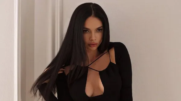 Неймовірна екс-жона Кравця засвітила свою завидну красу на камеру – Бущан облюбував