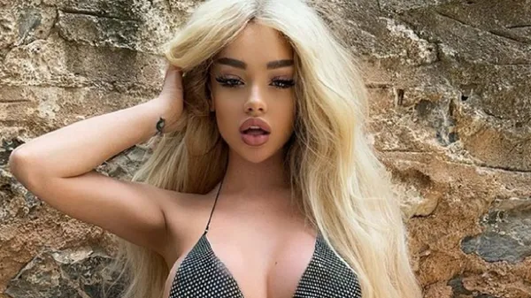 Контент для дорослих від колишньої пасії екс-зірки Динамо – в сексуальному образі показала все
