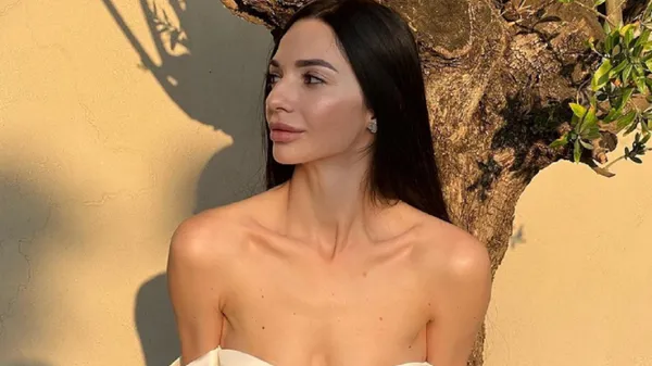 Стильна кохана зірки Полісся засвітила розкішну безтурботність – футболіст в захваті