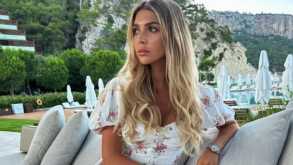 "Здула губи": кохана Яремчука наважилась на зміну зовнішності – не сприймає себе