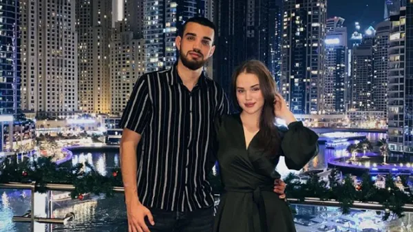 "Кохаю безмежно": зірка Карпат заліз у ванну до дружини – ці неймовірні танці треба бачити