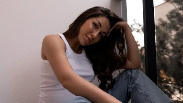 Чарівна дружина Довбика показала з ким проводить час, поки футболіст на роботі – фотодоказ