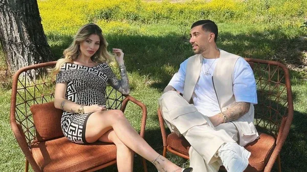 "Я тебе кохаю": Дзакканьї разом зі своєю коханою поділились чарівним фото – чекають на поповнення