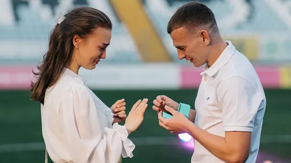 Пропозиція на стадіоні Чорноморця: Брагару розчулив свою обраницю – вона сказала "так"