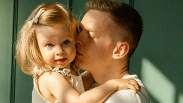 "Маленький ангел": чарівна донечка Зінченка знялась у ніжній фотосесії, як для глянцю