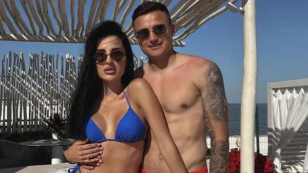 "Один кілограм імплантів": Третьяков підколов жінку через вагу – вона погладшала заради пишних форм