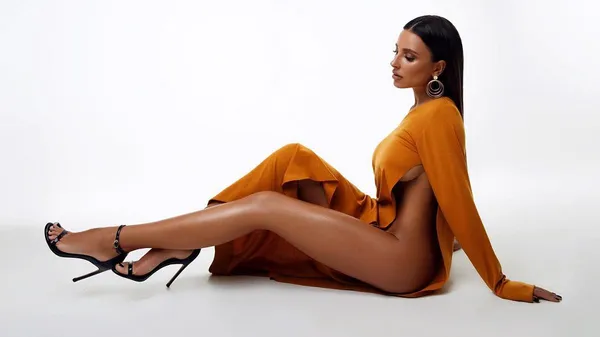 "Отдельный вид наслаждения": пассия экс-игрока сборной Украины обольщает формами в Италии – дорогая эстетика